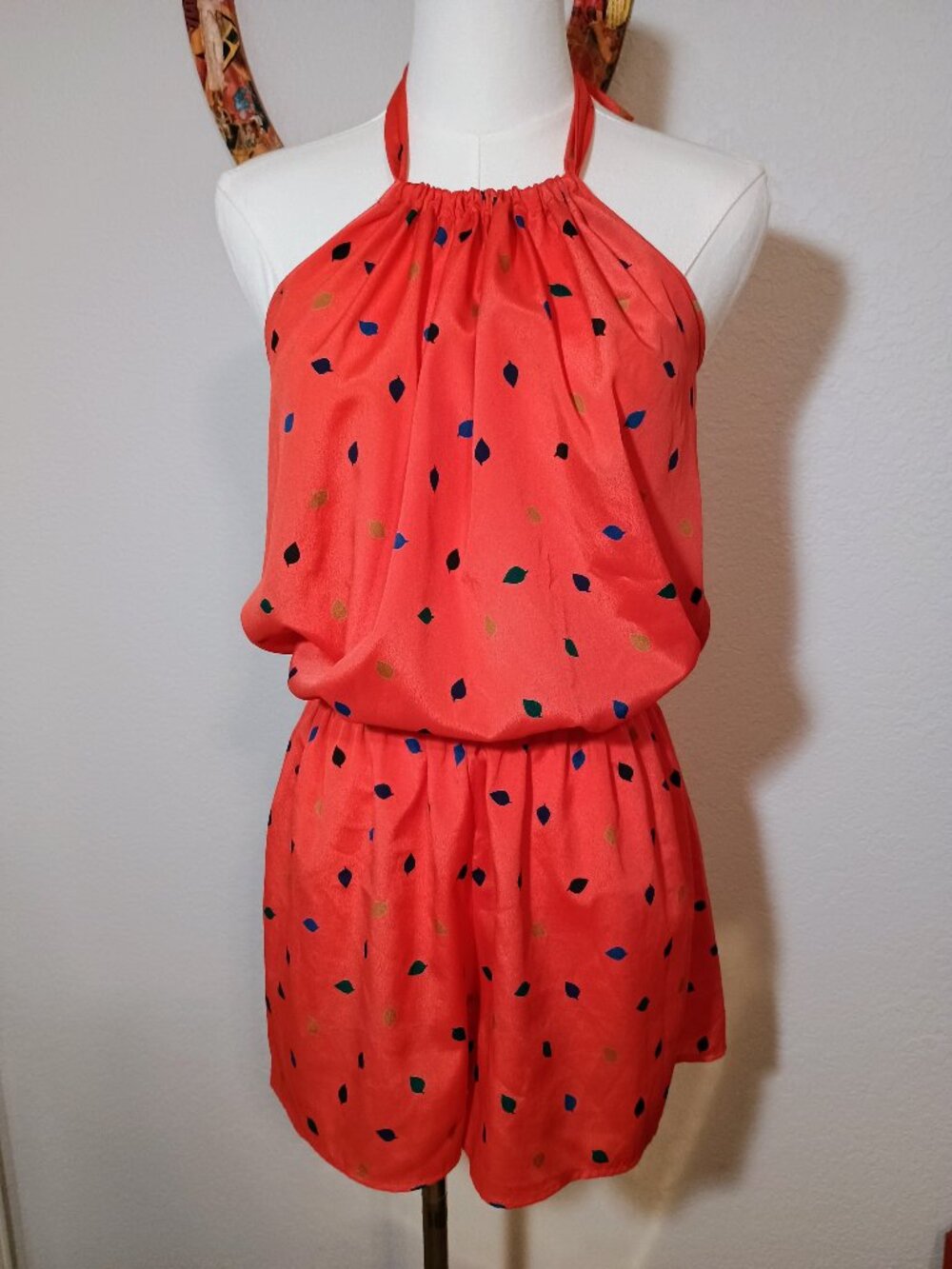 Soprano Women's Halter Shorts Romper Size M Coral Red Leaf Print Colorful Summer